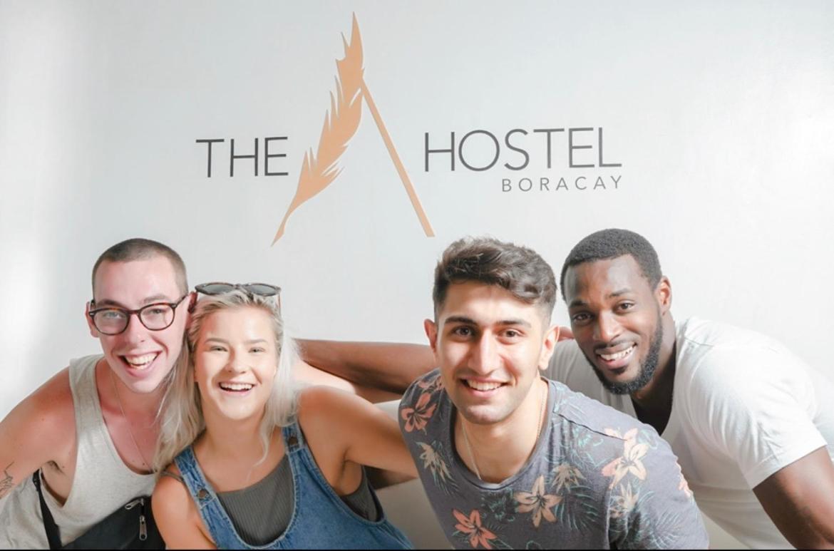 The A Hostel Balabag  Екстер'єр фото