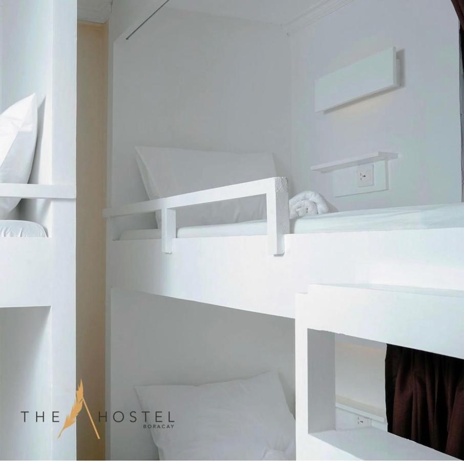 The A Hostel Balabag  Екстер'єр фото